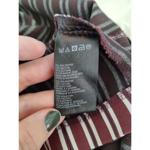 Urban Outfitters Skirt  - Picture 5 of 6